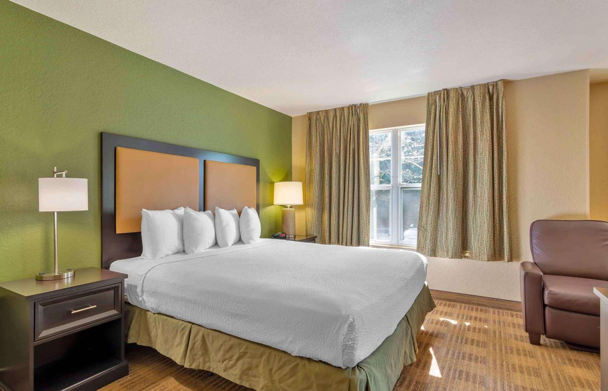 Extended Stay America Select Suites - Orlando - Maitland - Summit Tower Blvd Altamonte Springs Zewnętrze zdjęcie